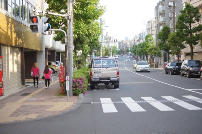 歩いていきます
